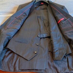 HUGO Dark Brown/Black tones Suit with Red Accents (inside)